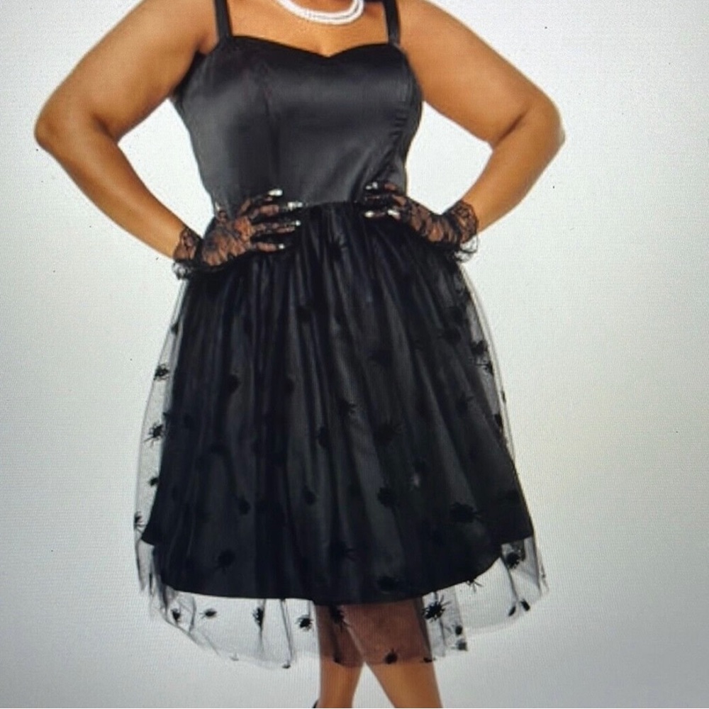Unique Vintage x Beetlejuice retro tulle swing dress NEW Sz 4 beetle print